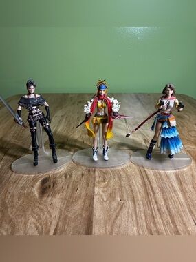 Vintage 2003 Final Fantasy X-2 Play Arts Yuna Rikku Paine Figures Square Enix